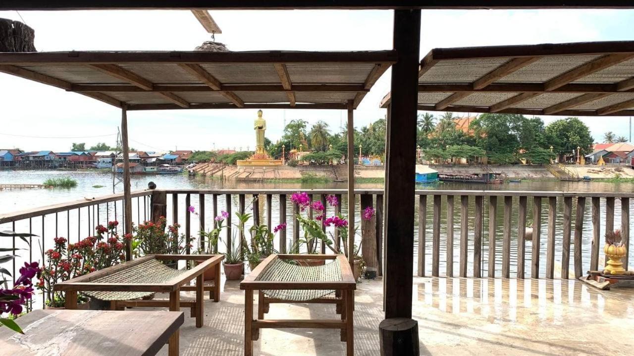 St 63 Home Stay & Tour Kampong Khleang Exterior photo