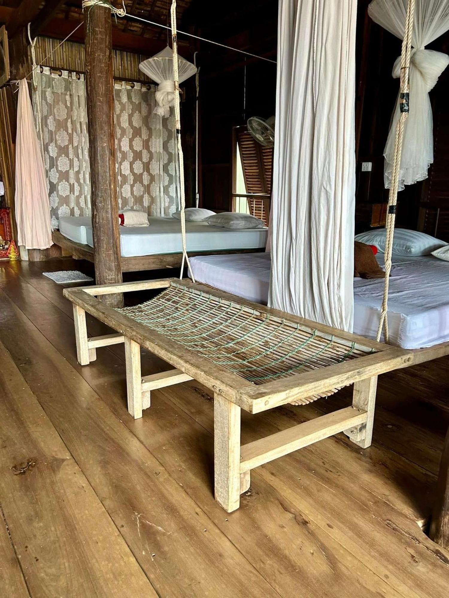 St 63 Home Stay & Tour Kampong Khleang Exterior photo